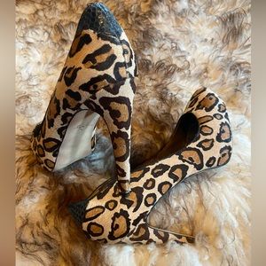Sam Edelman size 12 leopard pumps